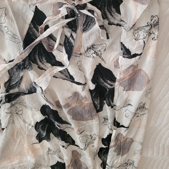 Pants - Picture 3 of 5